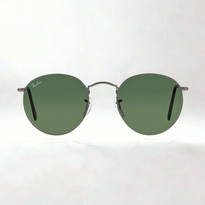 Ray-Ban Round Metal RB3447 con montura metálica redonda color plata y lentes verdes categoría 3 con filtro UV400 en Óptica Palmanova, Calvià