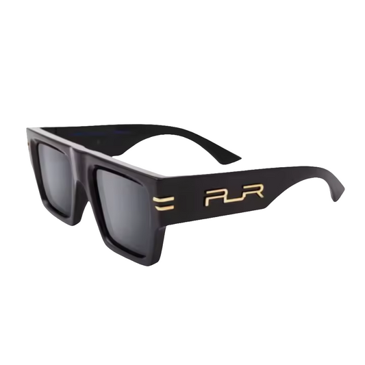 Vista lateral de gafas Polar PLR Rebl Polarized 77 en color negro, montura TR90 ligera y lentes polarizadas UV